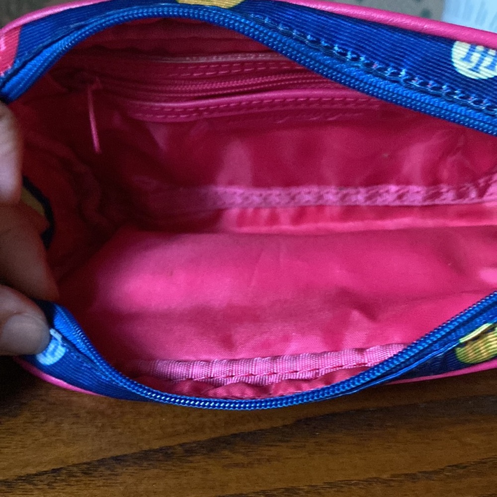 Tommy Hilfiger Cosmetic Case - Picture 6 of 8